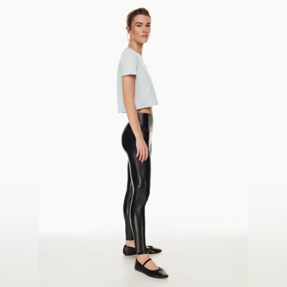 New Aritzia Wilfred Free Daria Pant Size Xs Black NWT Model-Off-Duty Edge Modern - Picture 3 of 15